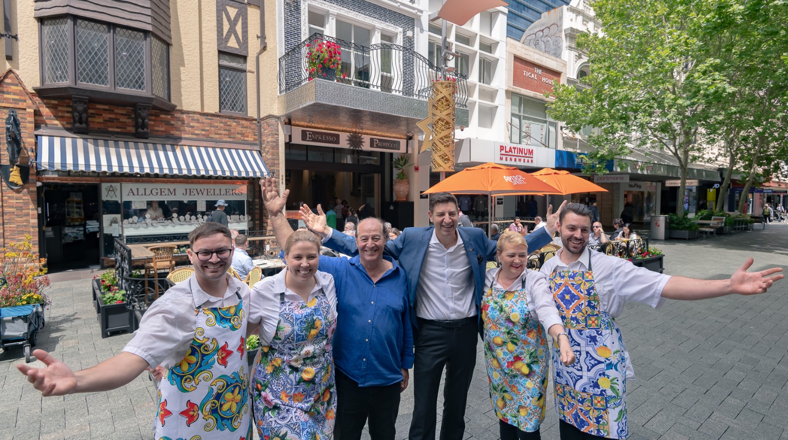 Lord Mayor at Espresso and Prosecco