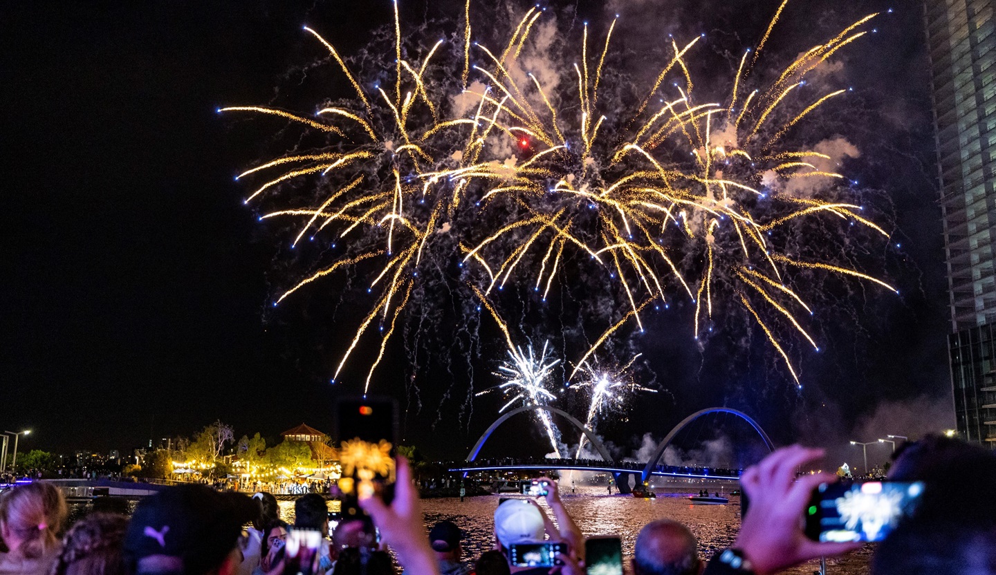 Fireworks at Elizabeth Quay
