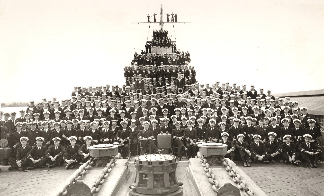 1941 photo of HMAS Perth navy sailors