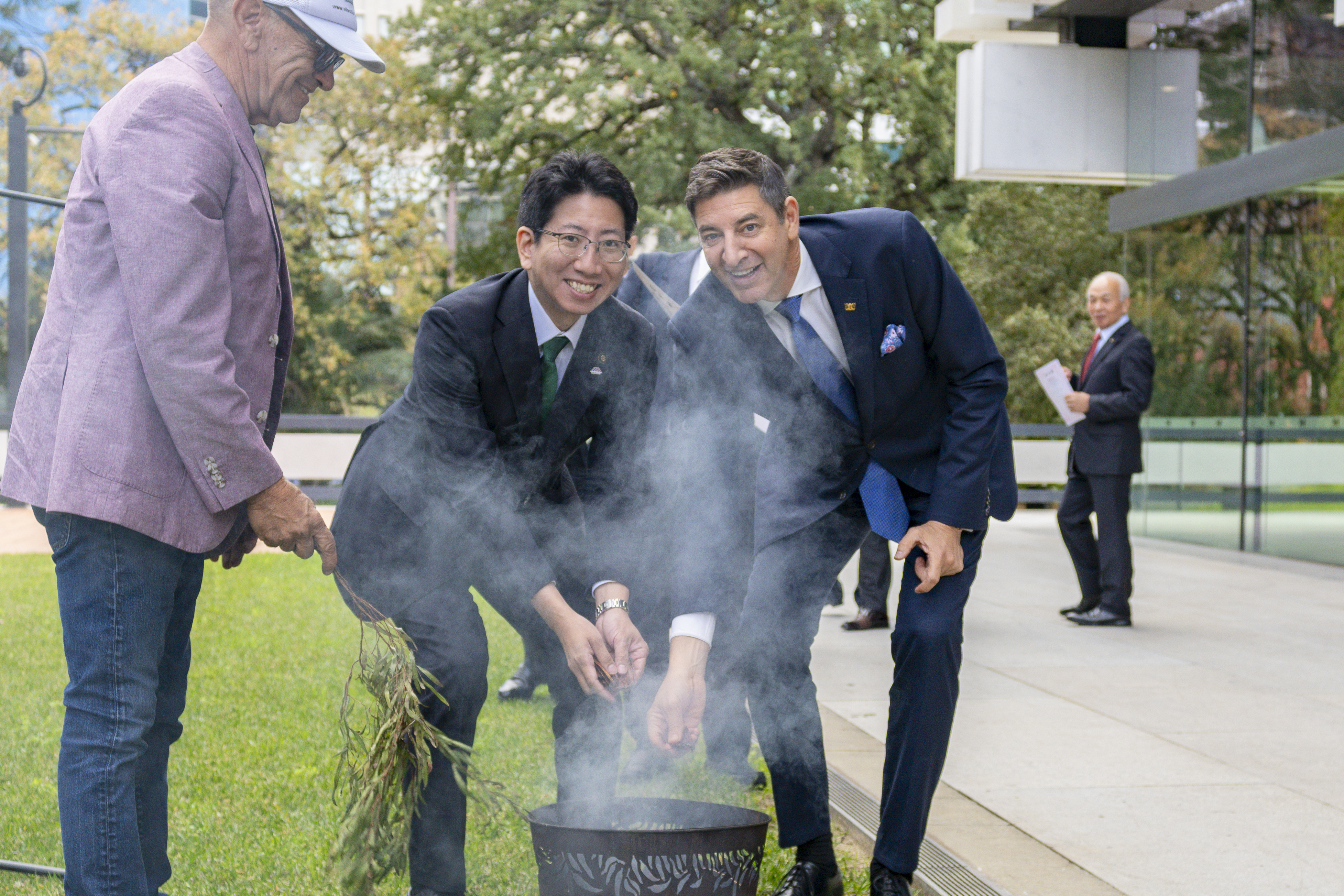 Smoking ceremony for Kagoshima sister city delegation event