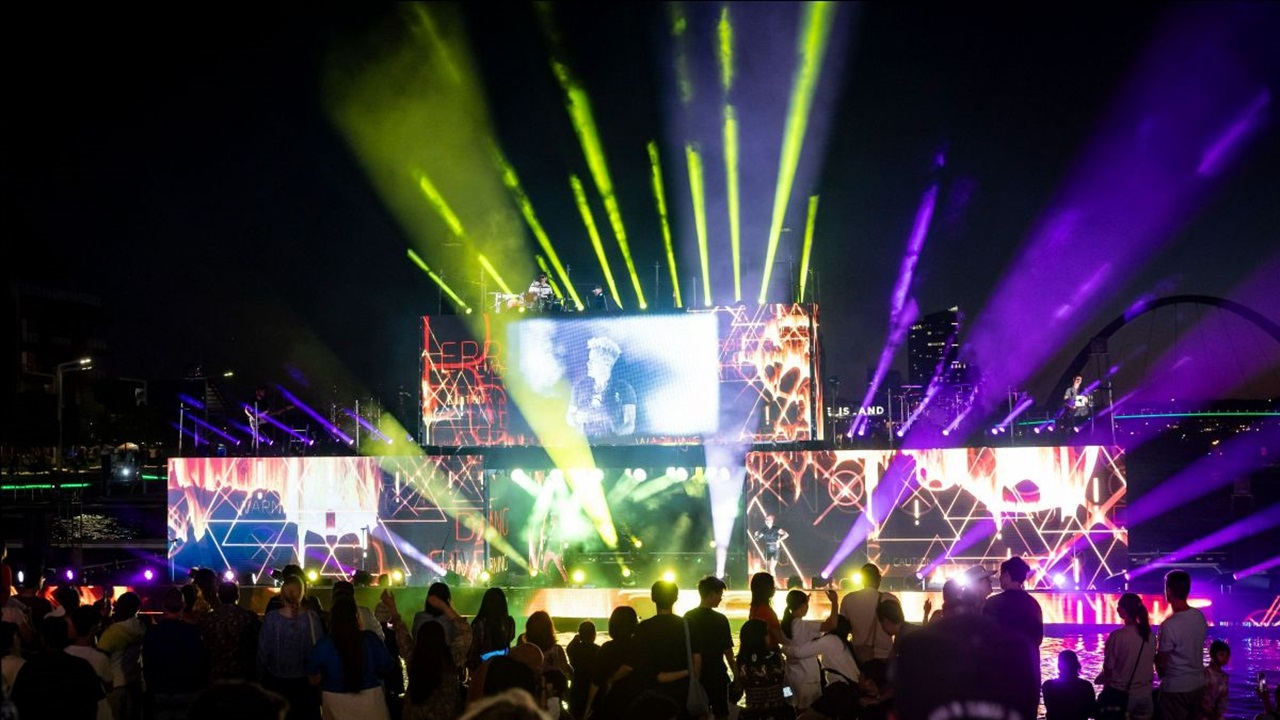 Summer Nights at Elizabeth Quay
