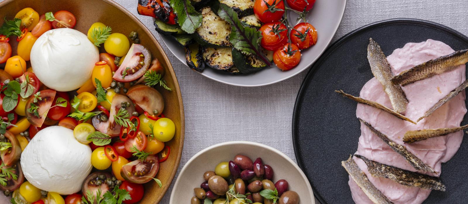 Food from Strangers and Friends for Plateful Perth