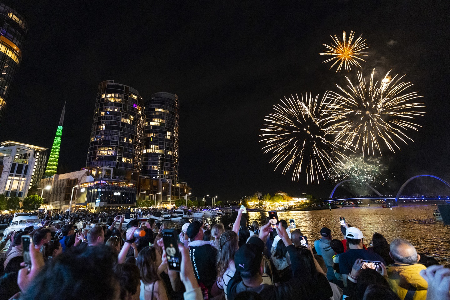 Fireworks at Elizabeth Quay