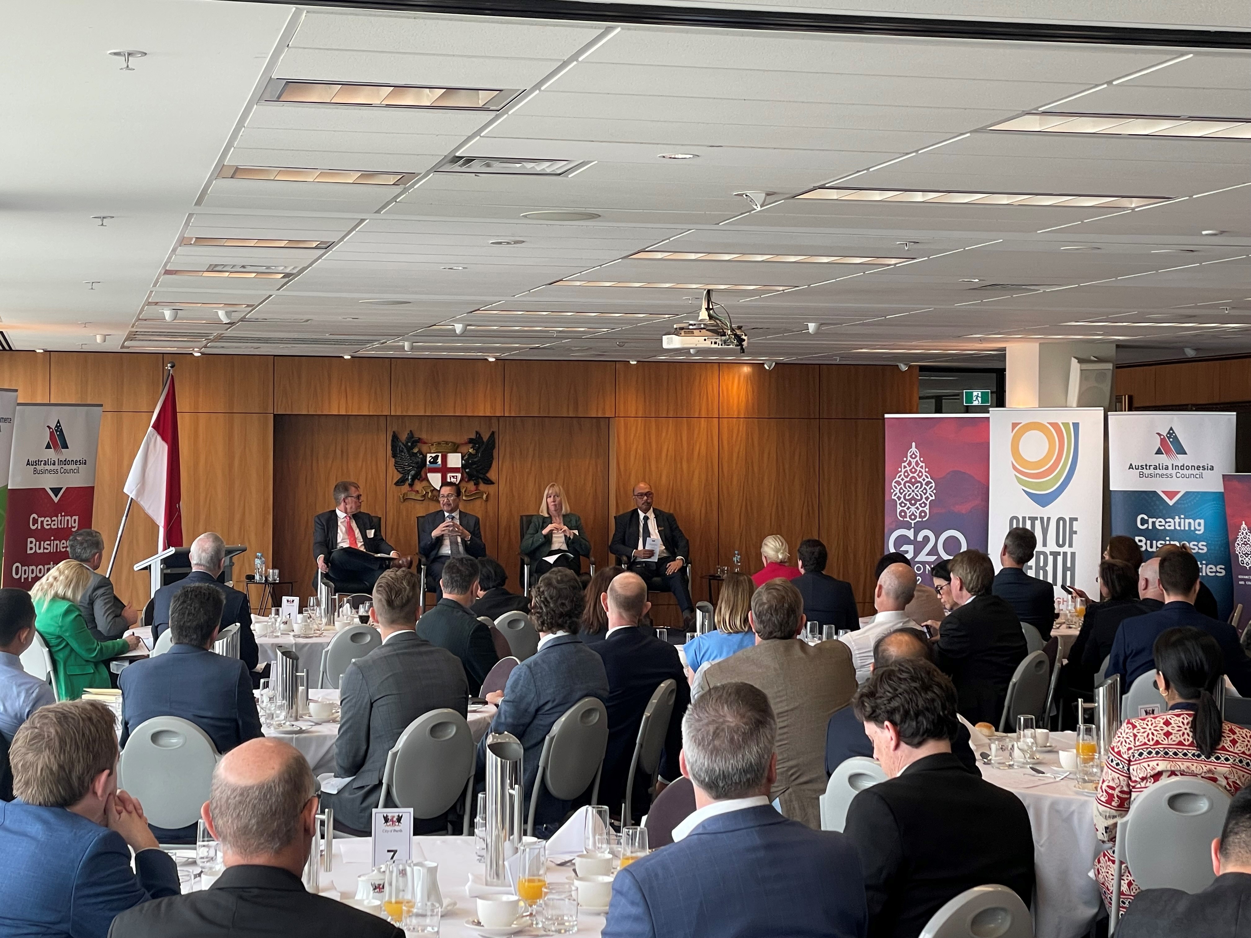 B20 Delegation Business Lunch and Forum, August 2022